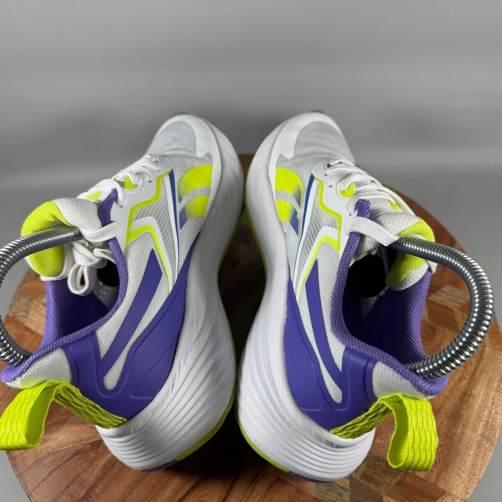 Reebok very good
